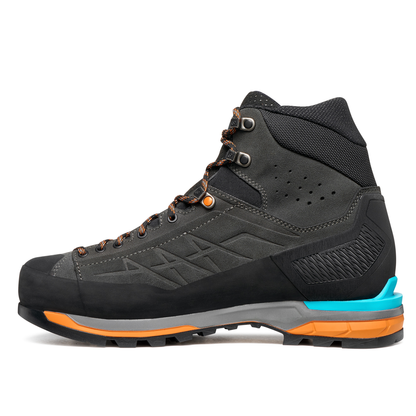 Anthracite / Tonic